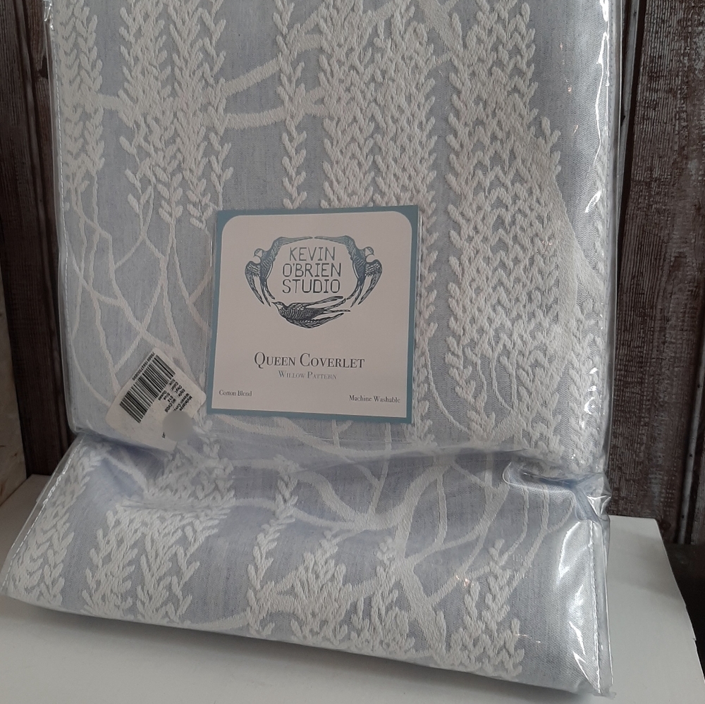 Kevin O'Brien Queen Matelasse Reversible Jacquard Coverlet Willow